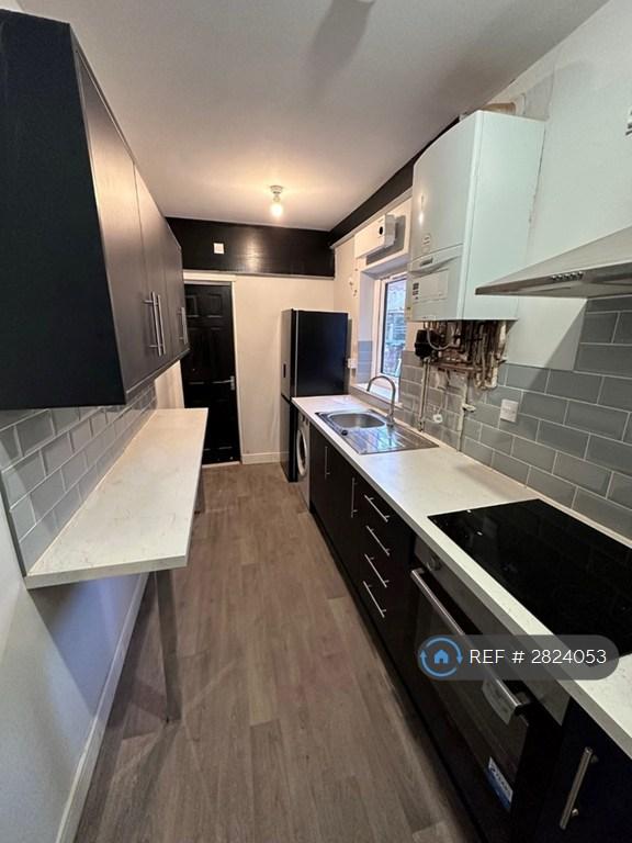 4 bedroom house in Raymond Road, Leicester, LE3 (4 bed) (#2824053)