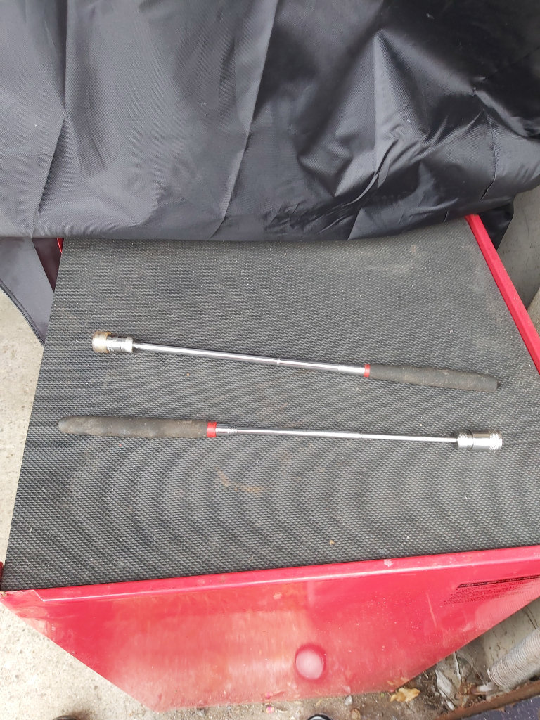 Magnetic pickup tools x2 telescopic made by Rolson tools with in built light
