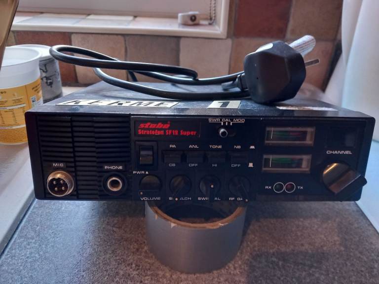 Wanted cb radios or ham radios 