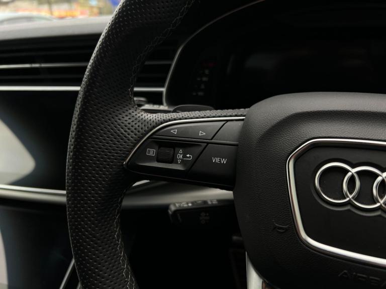 2024 Audi Q7 3.0 TFSI V6 55 Black Edition SUV 5dr Petrol Tiptronic quattro Euro 6 (s/s)  ESTATE P...