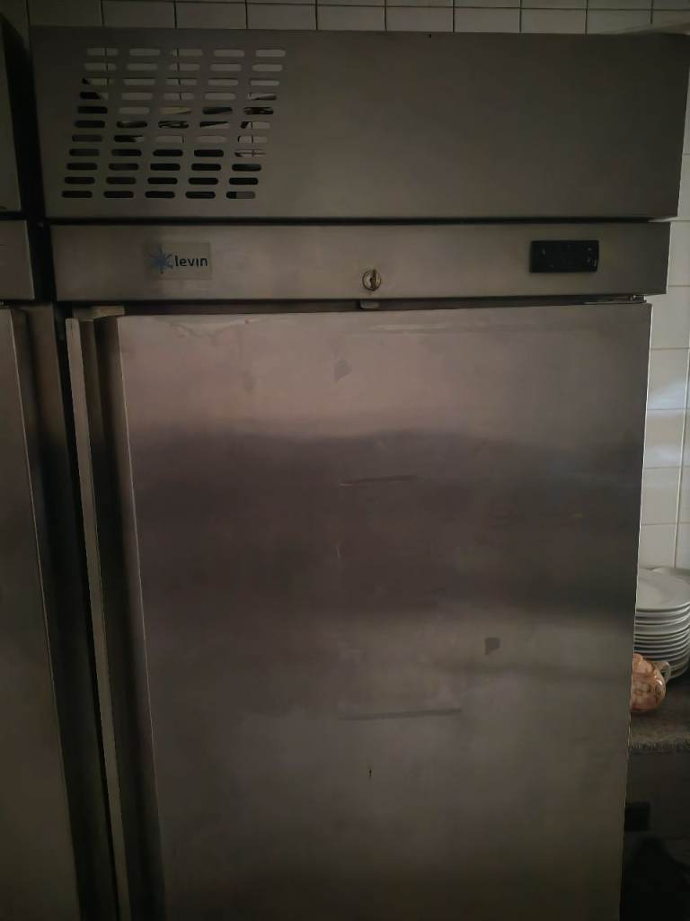 2 freezers 