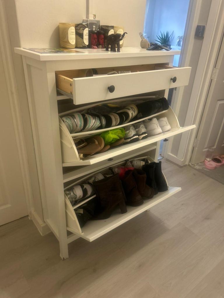 Shoe rack 