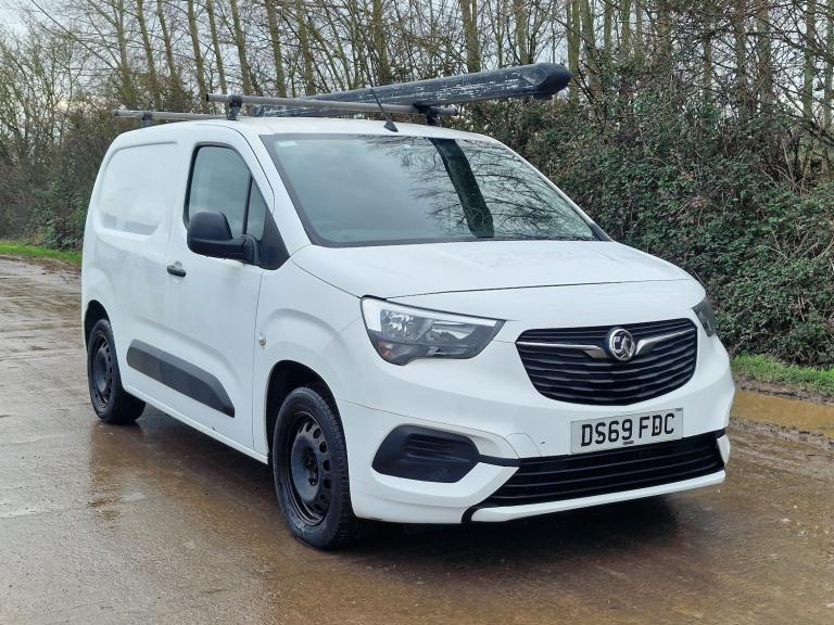 2019 Vauxhall Combo 2000 SPORTIVE S/S  Low 74k Miles  Spares Repairs  ULEZ