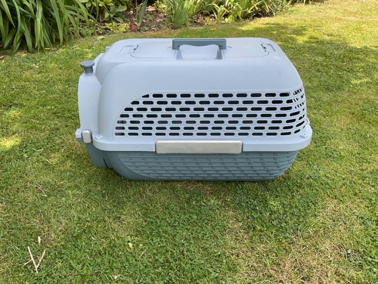 Cat basket carrier