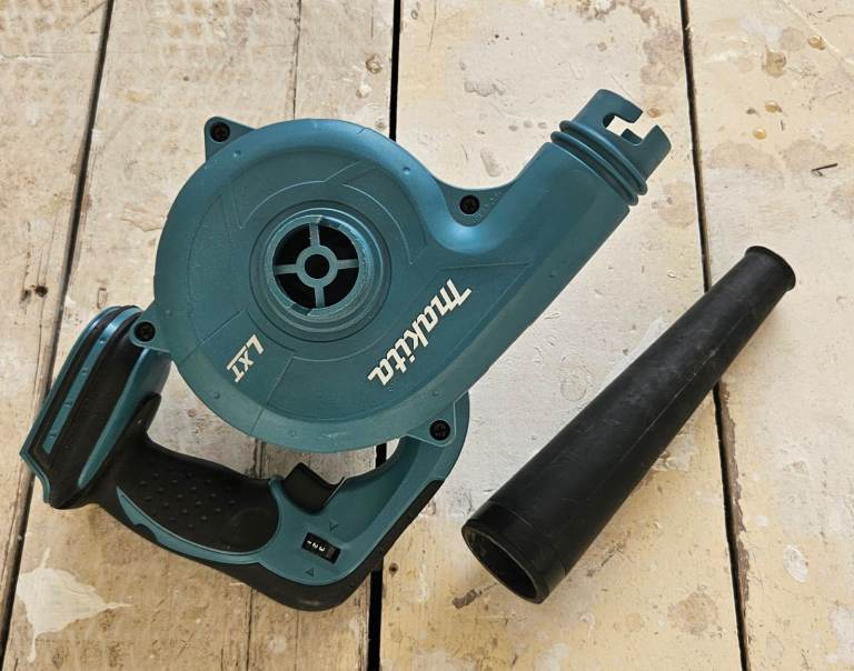 image for Makita leaf blower DUB182