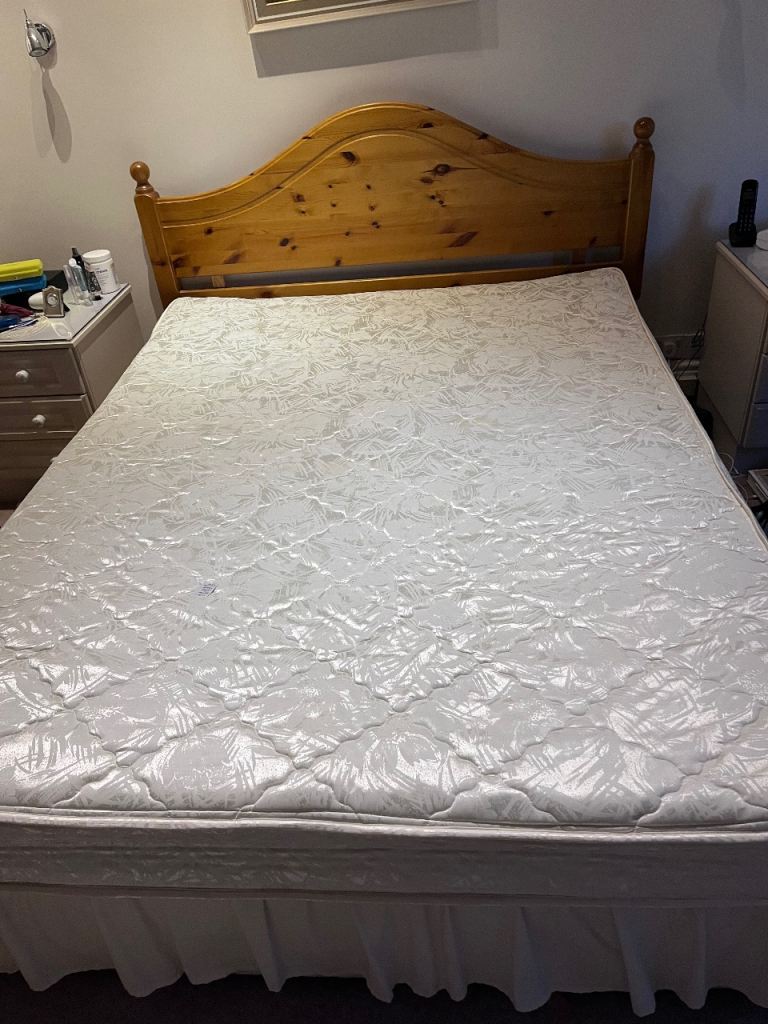 King size double bed mattress and line headboard. Taker removes please. Available on Saturday