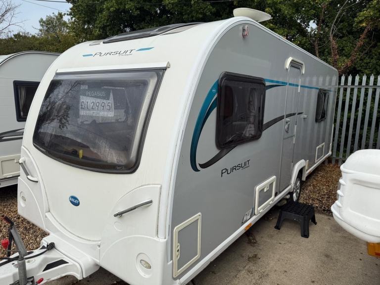 2016 Bailey Pursuit Fixed single beds