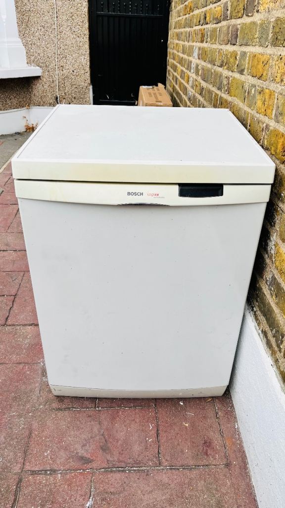 Bosch Logixx Dishwasher SGS0922GB/11 – Fair Condition
