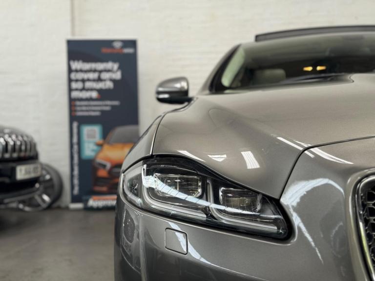 2017 Jaguar XJ 3.0d V6 Portfolio Auto Euro 6 (s/s) 4dr SALOON Diesel Automatic