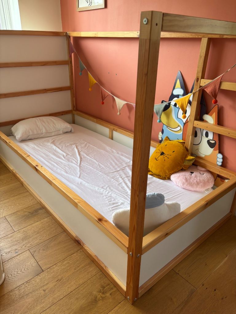 IKEA KURA - Reversible bed, white/pine