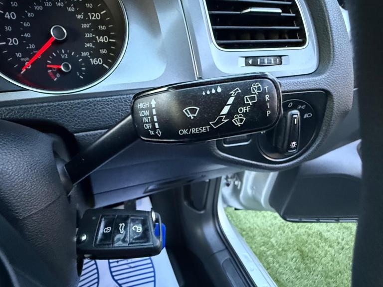 2014 Volkswagen Golf 1.6 TDI BlueMotion Hatchback 5dr Diesel Manual Euro 5 (s/s) (110 ps) HATCHBA...