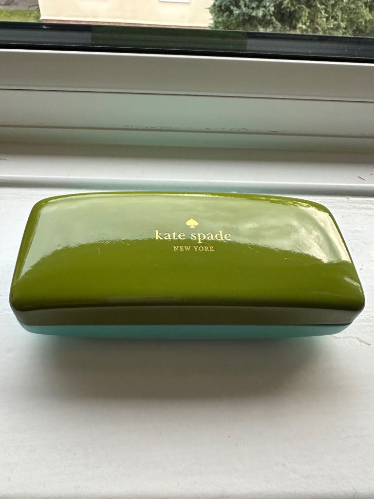 cases for glasses of various models and brands, new and usedEu