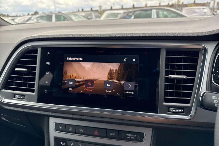 2025 SEAT Ateca 1.5 TSI EVO FR Black Edition Euro 6 (s/s) 5dr SUV PETROL Manual