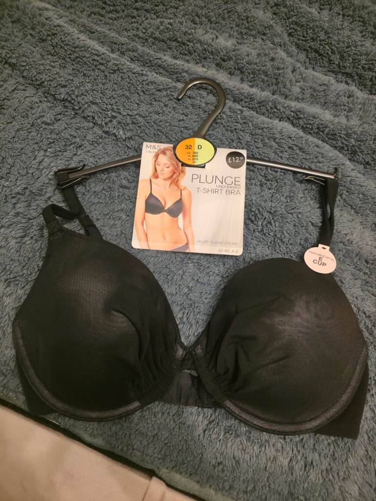BNWT Marks & Spencer Black Padded Underwired Plunge T-Shirt Bra Size 32D