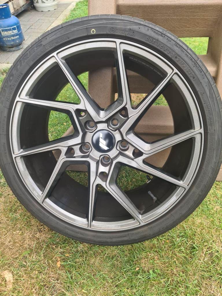 Japan racing jr33 19" wider rear