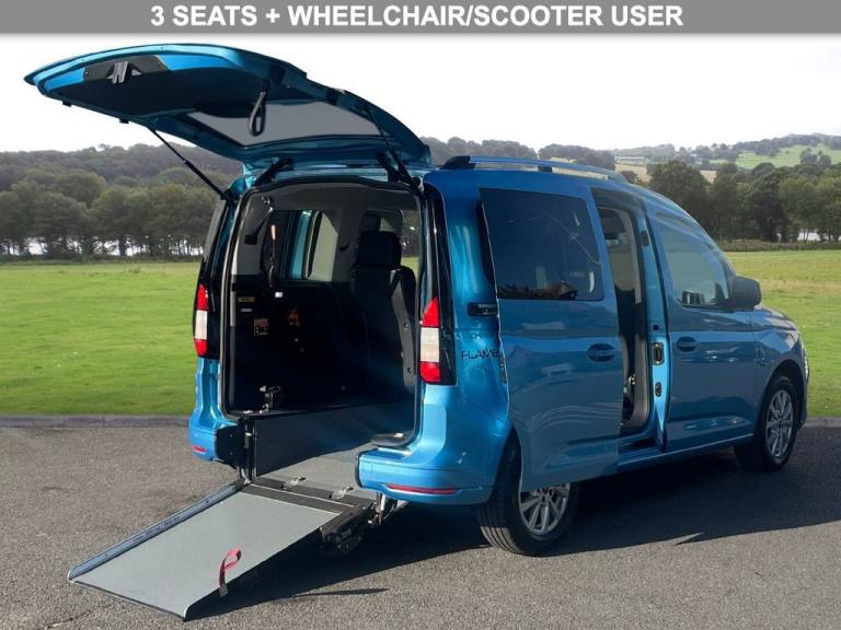 2023 73 FORD TOURNEO CONNECT 2.0 ECOBLUE TITANIUM MPV 5DR DIESEL MANUAL EURO 6 (