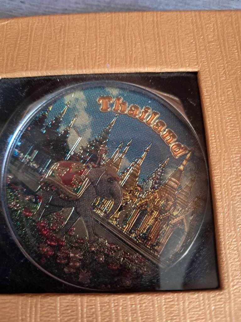 Compact mirror from thailand