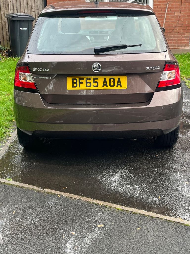 Skoda, FABIA, Hatchback, 2015, Manual, 1197 (cc), 5 doors