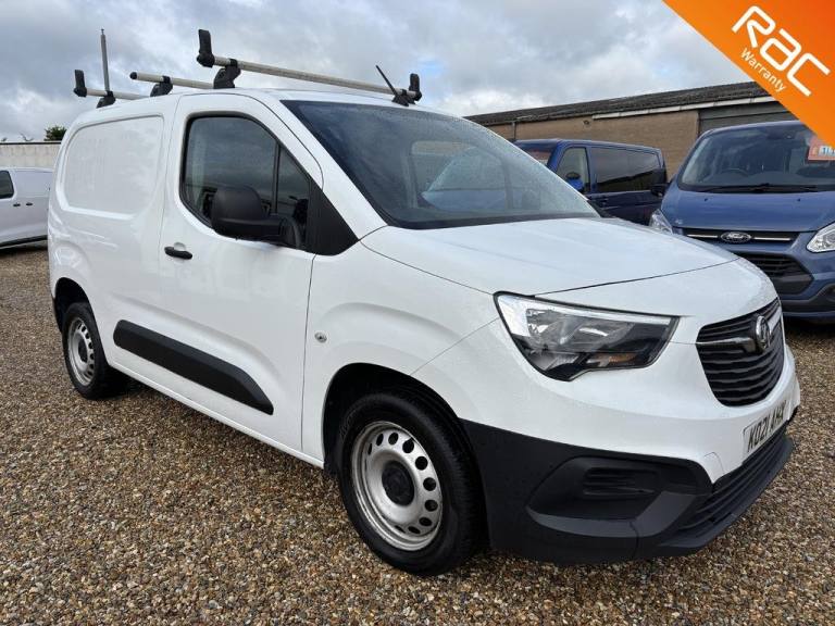 VAUXHALL COMBO 1.5 Turbo D 2300 Dynamic 2021
