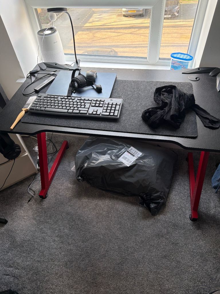 Gaming desk 120 x 60