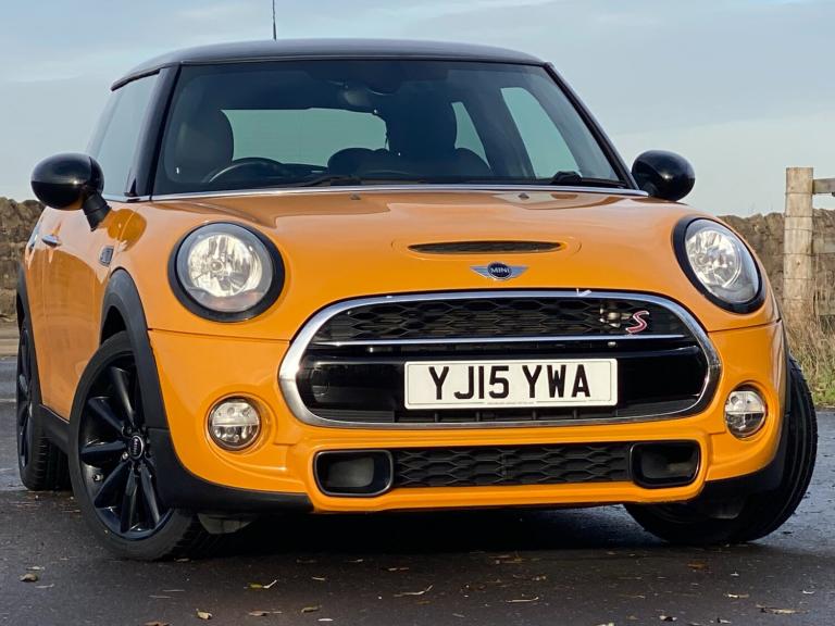 2015 MINI Hatch 2.0 Cooper S Auto 3dr - Sat Nav &amp; Media Pack XL &amp; Heated Seats HATCHBACK ...