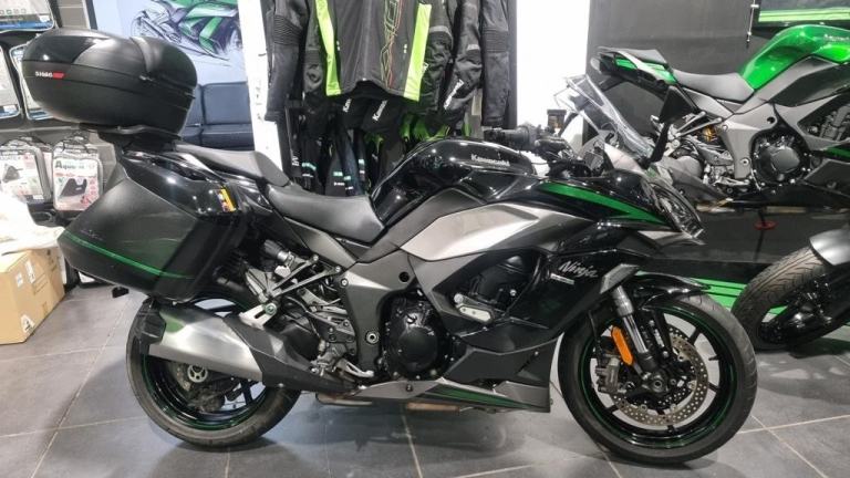 Kawasaki Ninja 1000SX Tourer