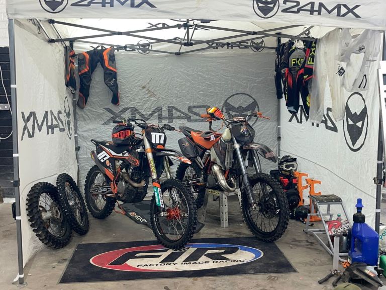 Two bikes Ktm 350f Ktm sx125