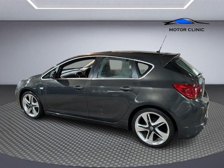 2014 Vauxhall Astra 1.6i 16V Limited Edition 5dr HATCHBACK Petrol Manual