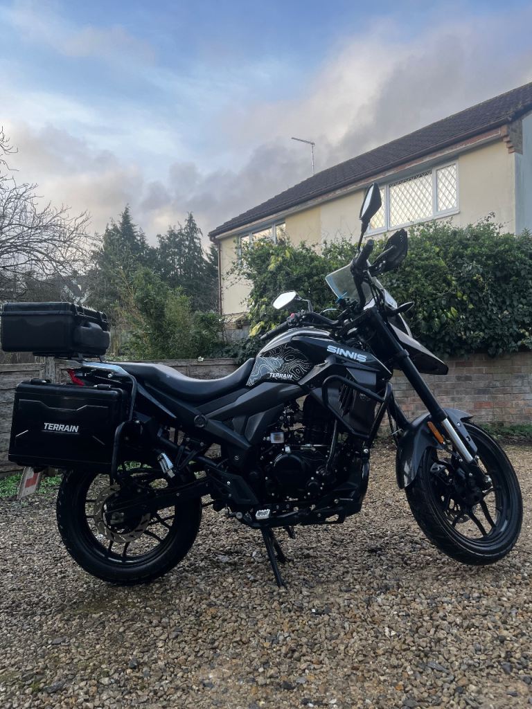 Sinnis terrain 125 adventure bike