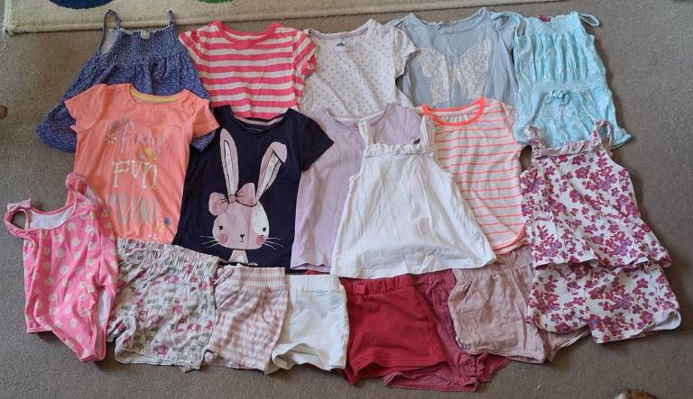 Girls Clothes Bundle – Various Tops & Shorts, Good Condition