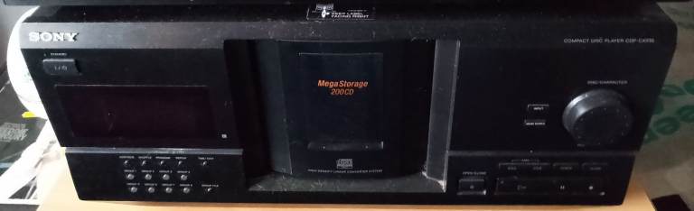 Sony Mega Storage 200 CD Changer Multi-CD Player