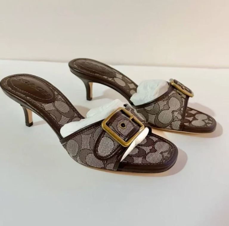 coach kitten heels brown