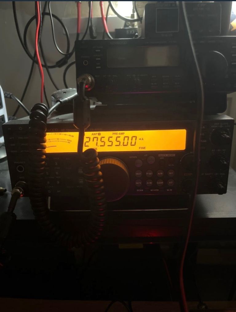 Kenwood ts-570d..