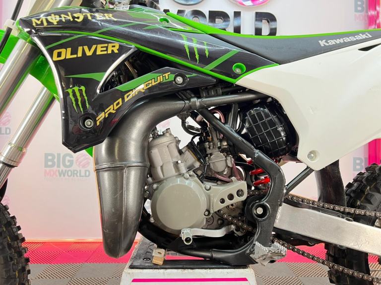 Kawasaki KX 85 2019 - Bud Racing Edition - 20 Genuine Hours 