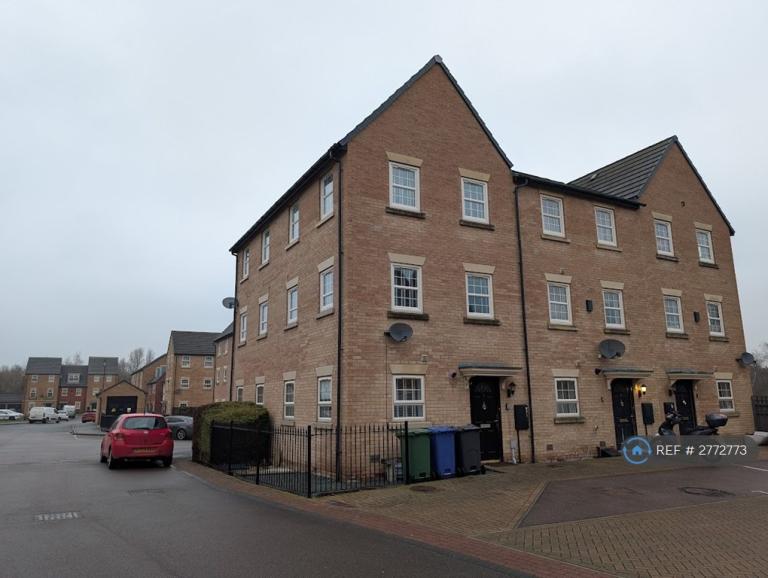 2 bedroom house in Comelybank Drive, Mexborough, S64 (2 bed) (#2772773)