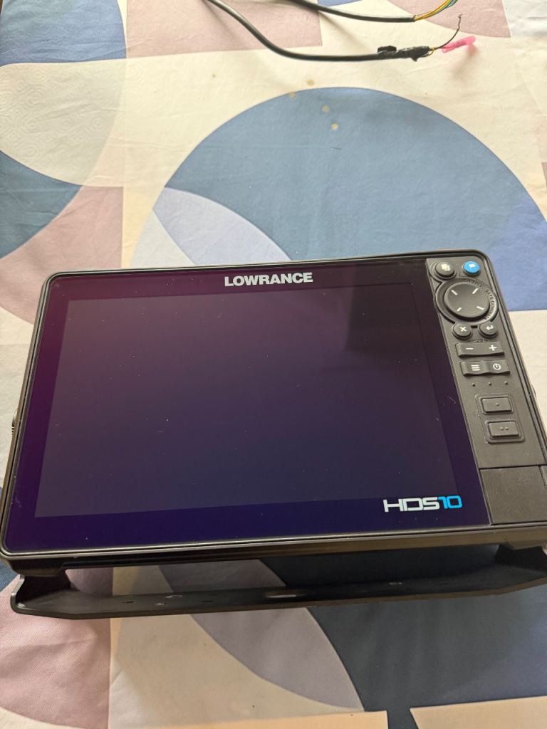 Lowrance HDS10 pro