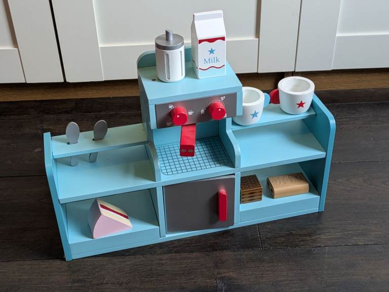 Great Little Trading company Cafe with accessories