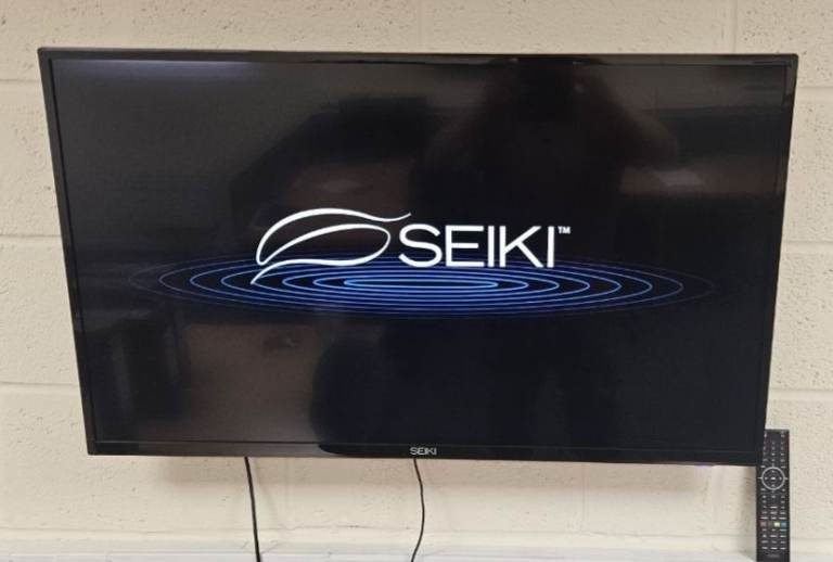 Seiki 43" TV (4x available)