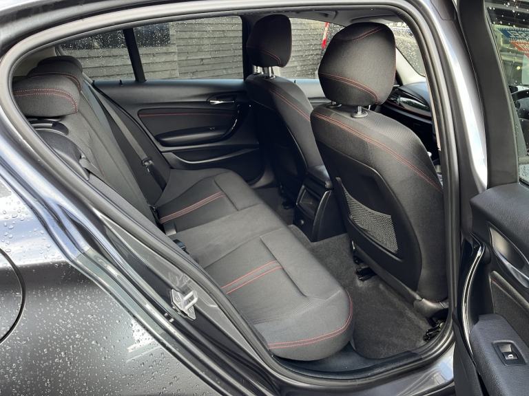 BMW 1 SERIES 2.0 118d Sport 5-Door 2016