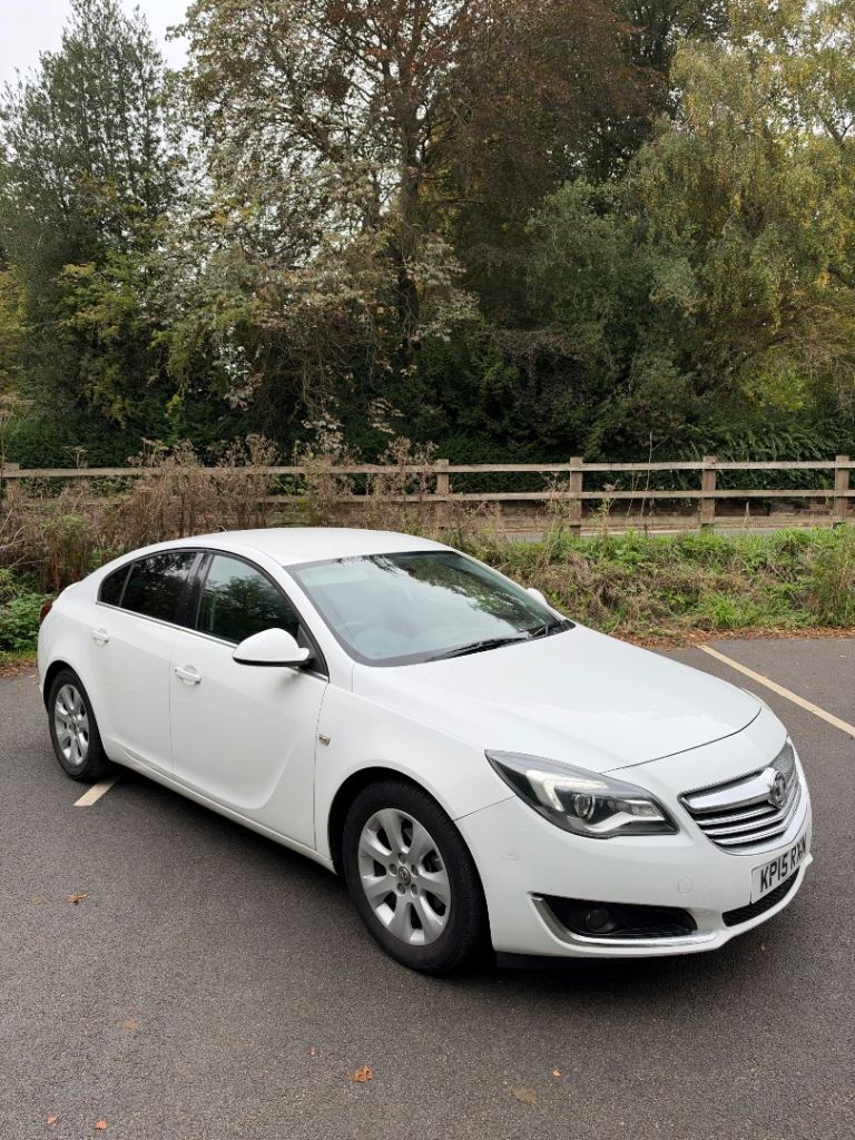 Vauxhall, INSIGNIA, Hatchback, 2015, Manual, 1956 (cc), 5 doors