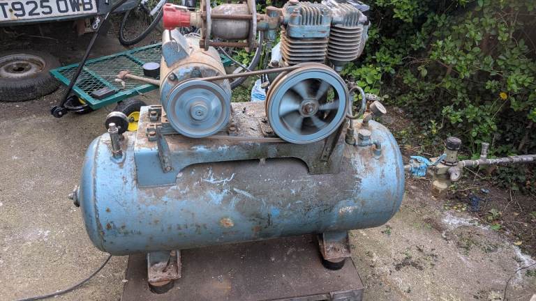 Air compressor 240v