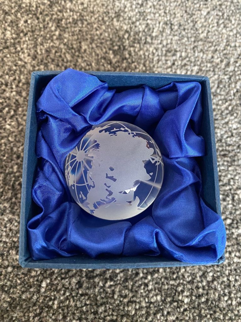 BEAUTIFUL Crystal Glass Globe Paperweight in Gift Box - 40 available 