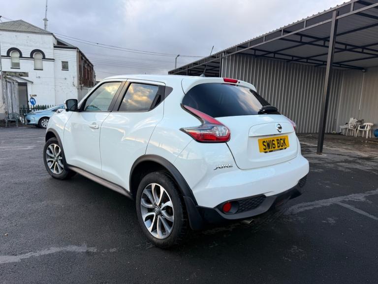 2016 Nissan Juke 1.2 DiG-T Tekna 5dr HATCHBACK Petrol Manual