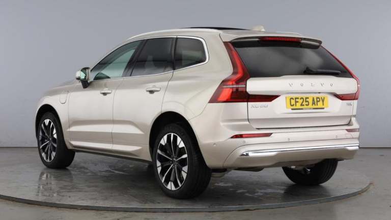 2025 Volvo XC60 Ultra T8 AWD Plug-in hybrid Electric/Petrol Bright Automatic SUV Hybrid Automatic