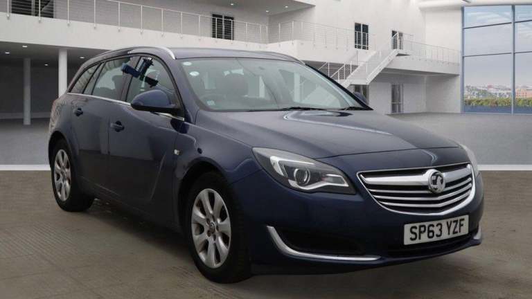 2013 Vauxhall Insignia 2.0 CDTi Design Sports Tourer Auto Euro 5 5dr ESTATE Diesel Automatic