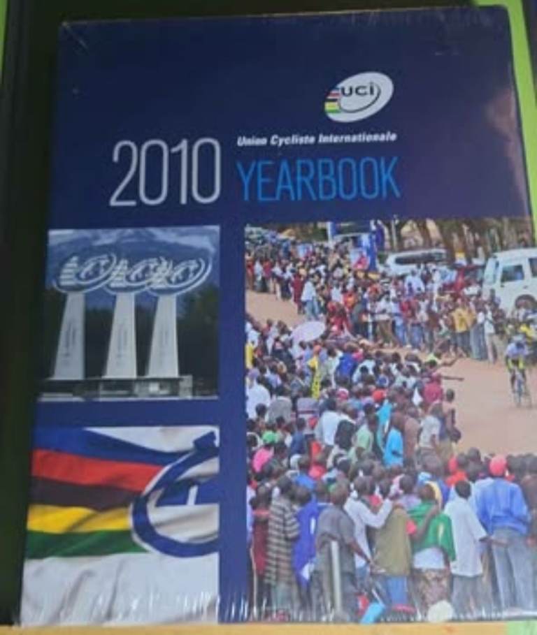 2010  UNION CYCLISTE INTERNATIONALE YEARBOOK  RARE NEW SEALED HARDBACK BOOK 