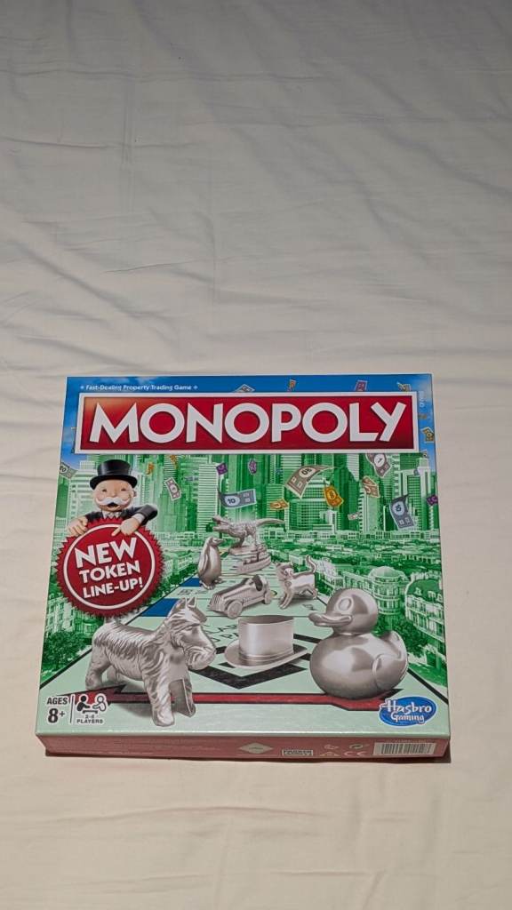 Hasbro Monopoly Board Game Classic Edition