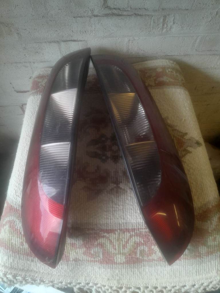 Standard lights for corsa c 
