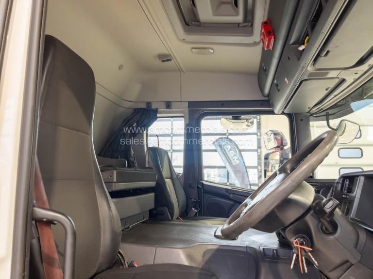2016 (65) SCANIA P360 4X2 SLEEPER CAB