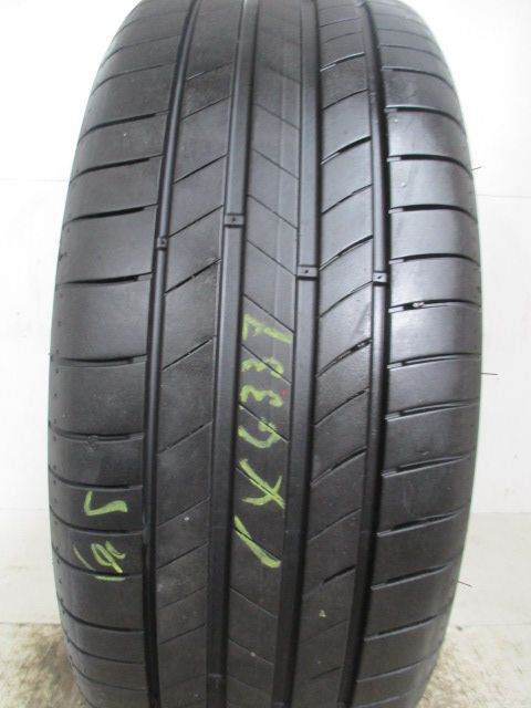 G337 1X 235/55/19 101T KUMHO ECSTA PS71 EV 1X6.5MM TREAD DOT 4524